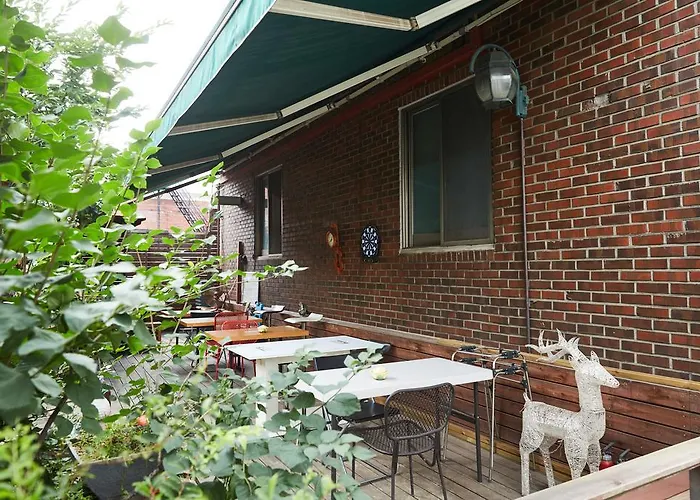 Haha Itaewon 2*